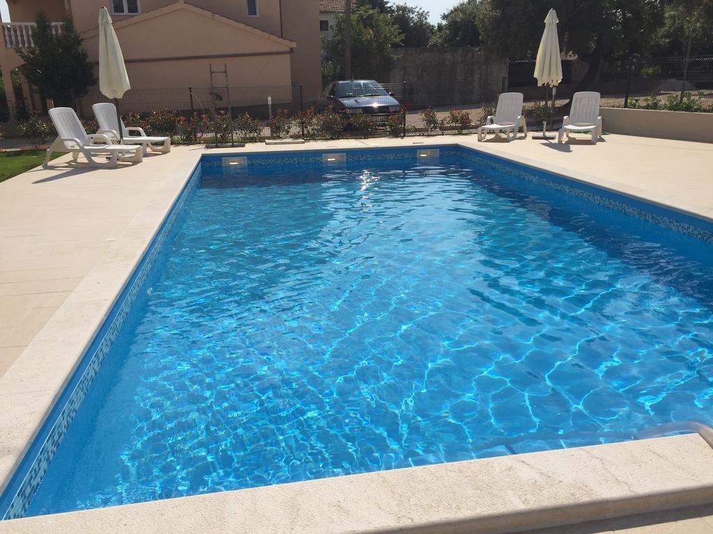 Guest House Punta Grzan بيتريتْشاني المظهر الخارجي الصورة